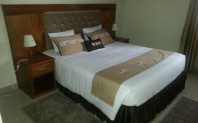 BougainVilla Hotel