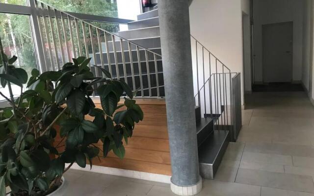 Spacious and bright 2 bedroom apartment with terrace