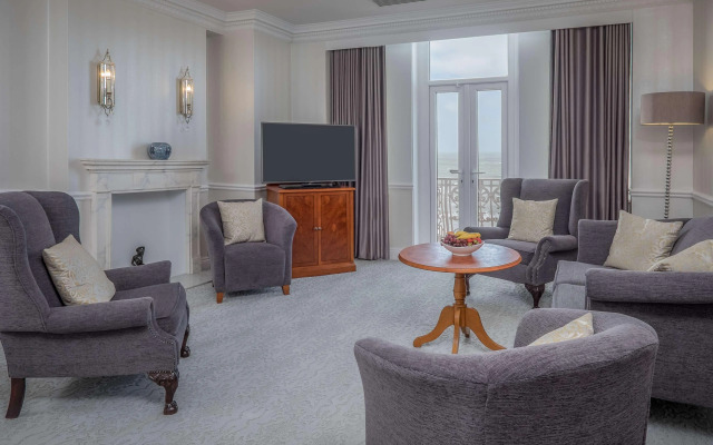 DoubleTree by Hilton Brighton Metropole