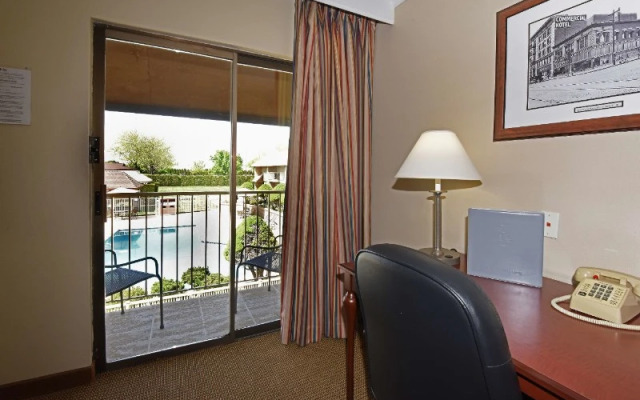 Best Western Ahtanum Inn