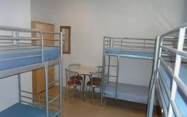 Domus Guesthouse Backpackers