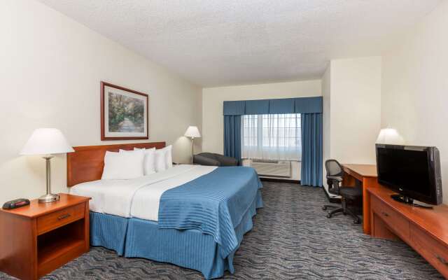 Baymont by Wyndham Des Moines Airport