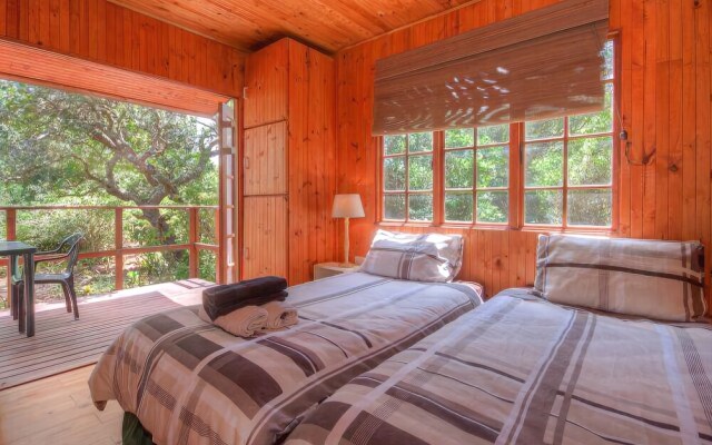 Woodlands Cottages & Camping