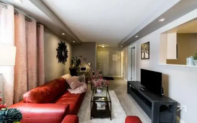 McKinnon Pointe #107