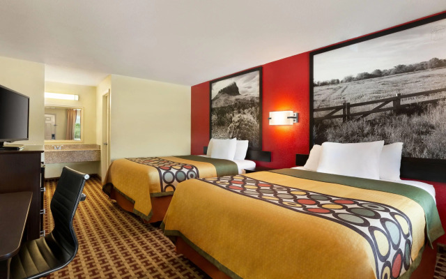 Super 8 by Wyndham Corsicana