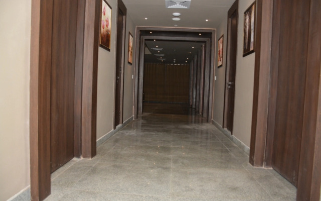 Hide Away Suites