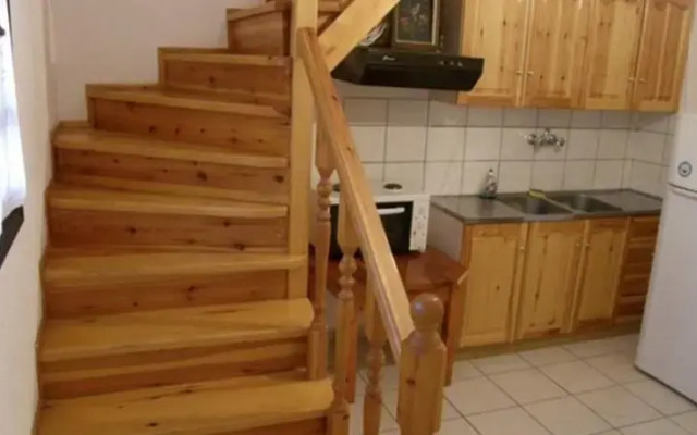 Holiday Mesovouni Farm House