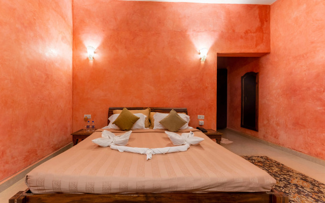 juSTa  Morjim Beach Resort and Spa