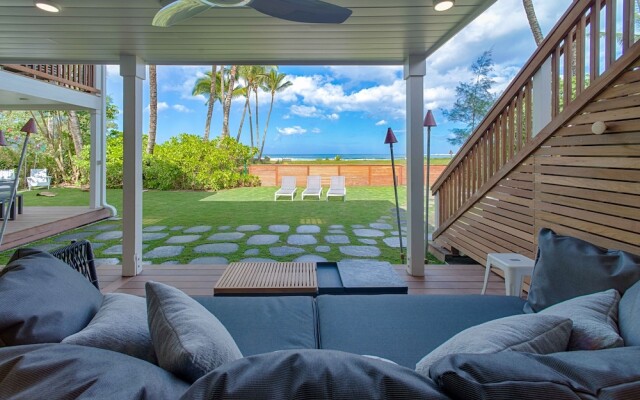 Hanalei Beach House 5 Bedroom Home by RedAwning