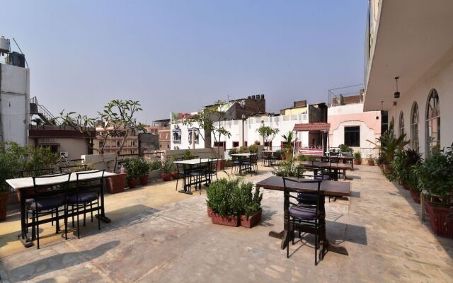 OYO 22544 Hotel Vijeet Palace