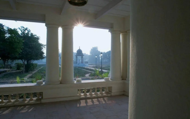 Taj Nadesar Palace