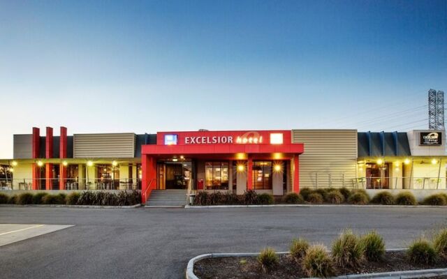 Nightcap at Excelsior Hotel
