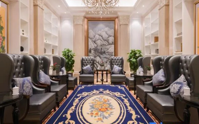 Yichang Evergrande Hotel
