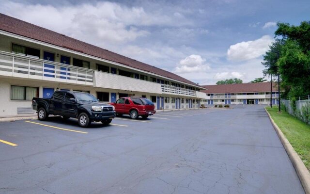 Days Inn by Wyndham Kansas City Northeast