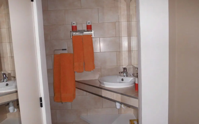 The Protea B&B “ MENIN ROAD”