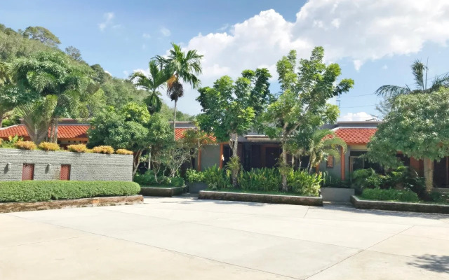 Royal Lee Resort & Spa