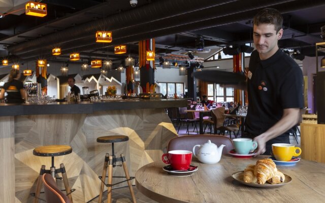 Hotel Base Camp Lodge