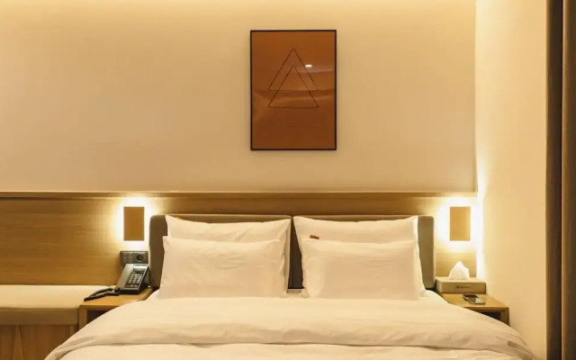 Chuncheon Hound Hotel Namchuncheon Station