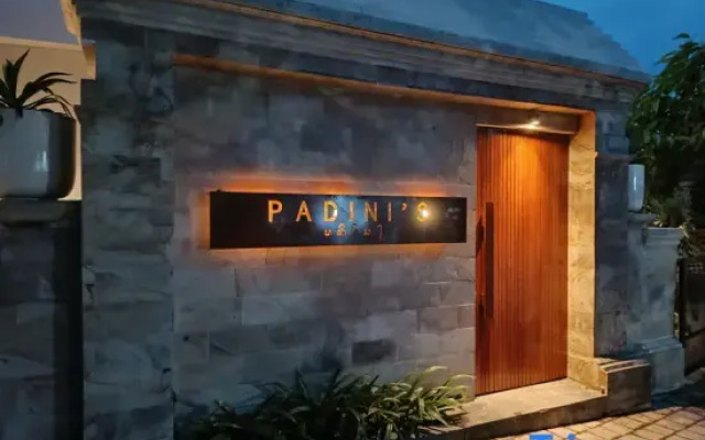 Padinis Villa & Coffee