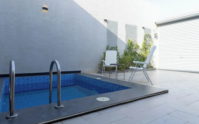 Portal Chalets With Private Pool - Narjs