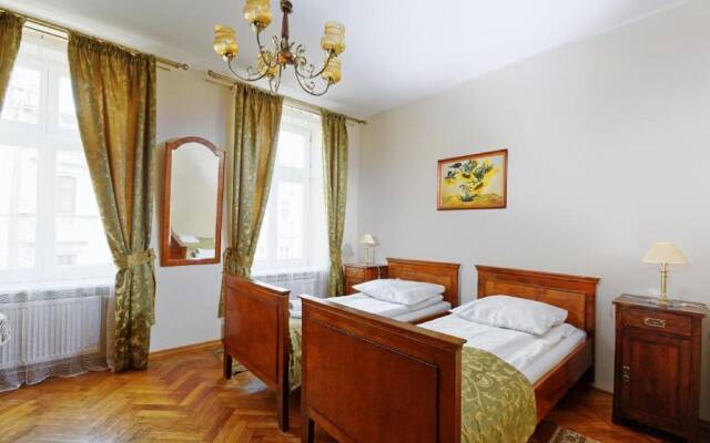 Aparthotel Camea