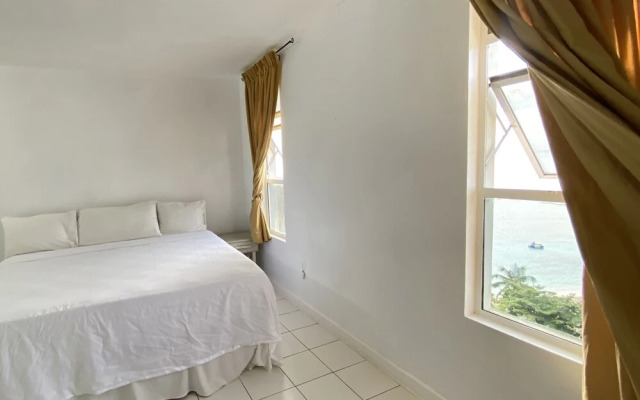Mobay Club Condominium
