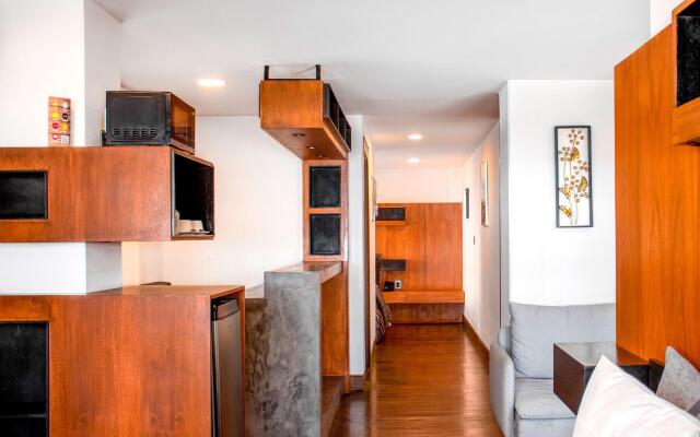 Madero Hotel & Suites