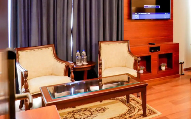 Hotel Orchid Resort