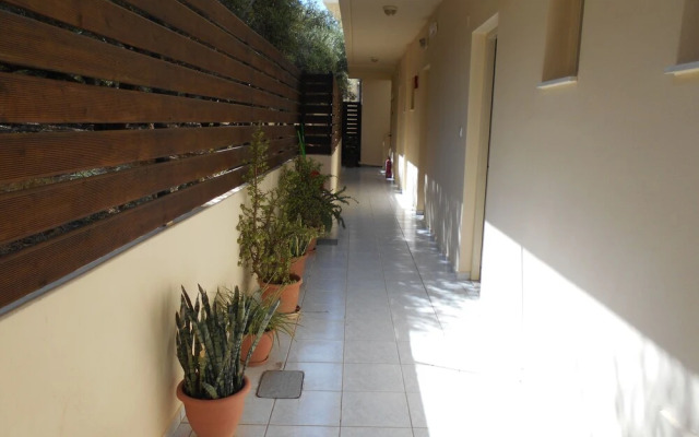 iLissos Apartments