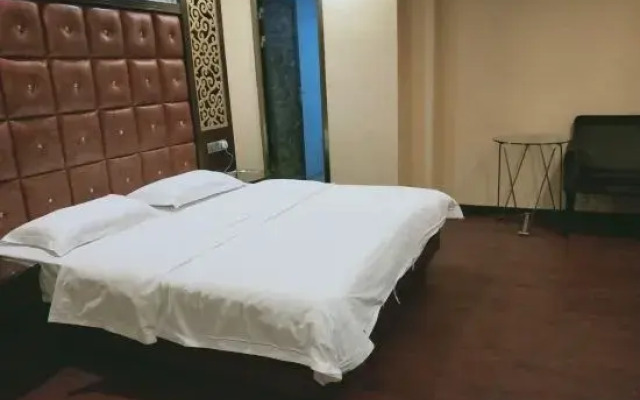 Langqi Hotel