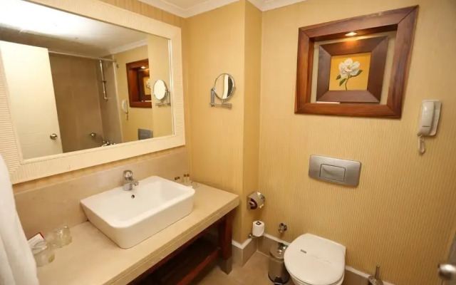 Meder Resort Hotel