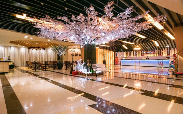 Xenia Hotel Clark - Multi Use Hotel