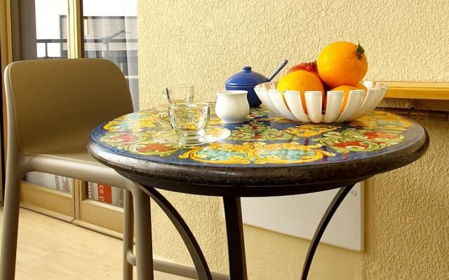 Apartment with One Bedroom in Palermo, with Wonderful City View, Furnished Balcony And Wifi - 7 Km From the Beach