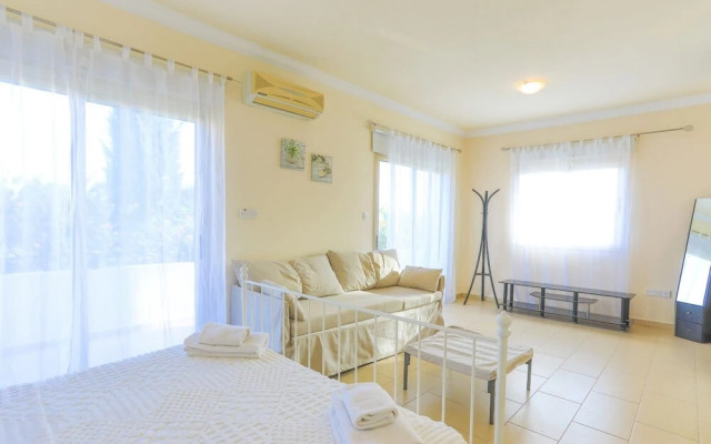 Villa Sapfo in Protaras