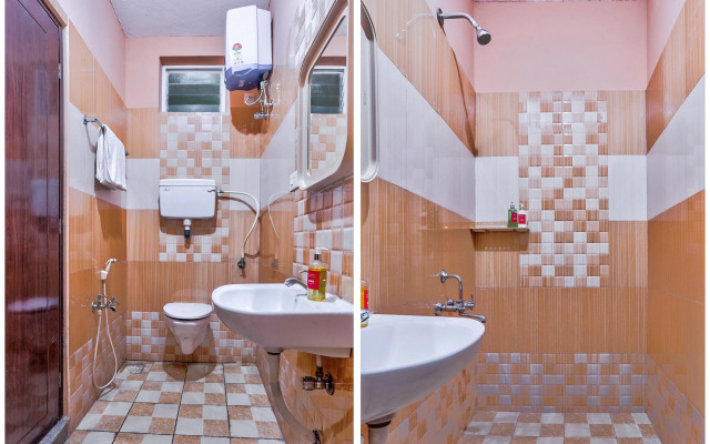 OYO 29878 Sri Abirami Inn