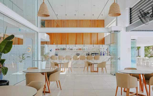 Tasia Maris Seasons Hotel - Adults Only