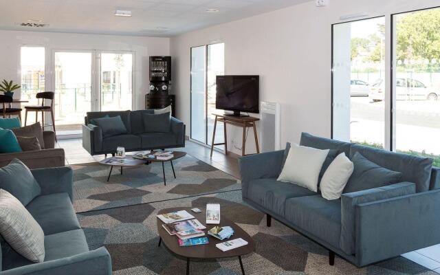 Beautiful house with dishwasher, on a special peninsula