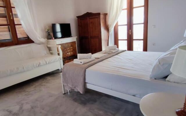Sunset Studio - Hydra Dream Houses