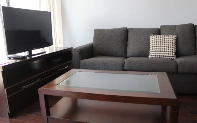 The Corporate Suites - Ice Condos