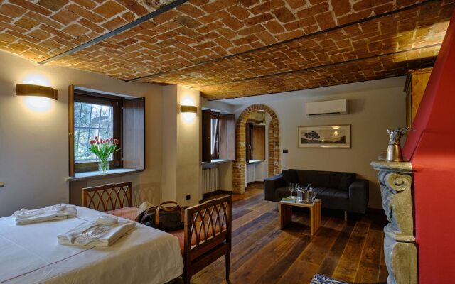 Giarvino Guest House