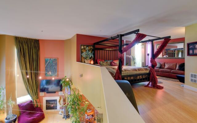 Cozy Emeryville Studio, Near Beaches & Parks!