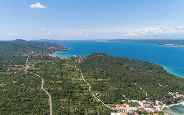 Seaview Apartment in Pasman A2