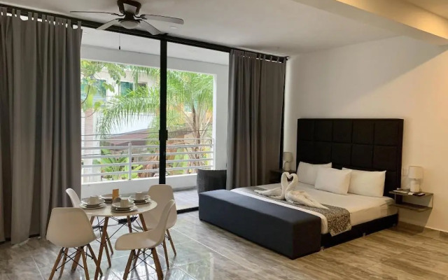 SILVERSANDS Hotel Boutique - 5Th Ave