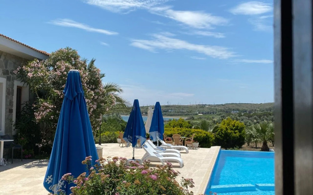 Siesta Otel Bozcaada