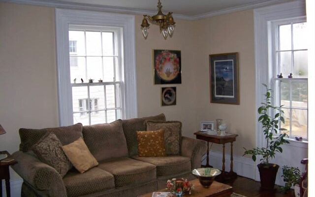 The Mission House Bed & Breakfast