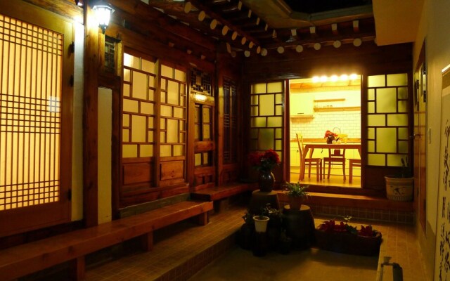 HanOK Guest House 202