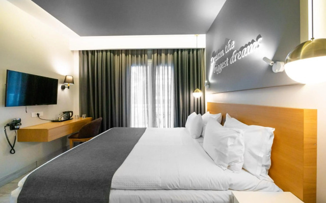 Golden Star City Resort