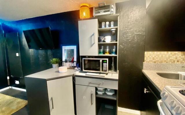 Lewers Studio Suite