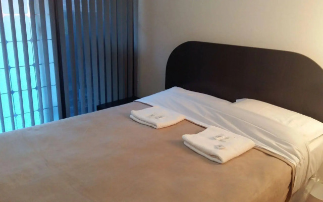 Toronto Furnished Living Pembroke