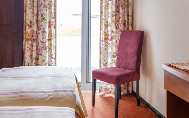 Catolica Hotel